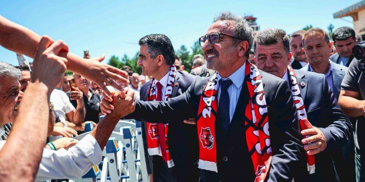 Chobani kurucusu ve CEO’su Hamdi Ulukaya’dan Erzincanspor’a dev destek