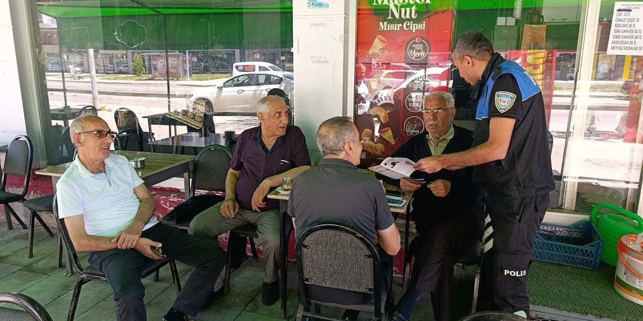 Erzurum polisi sahada: "Dadaş Kemer Takar, Her Söze Kanmaz"