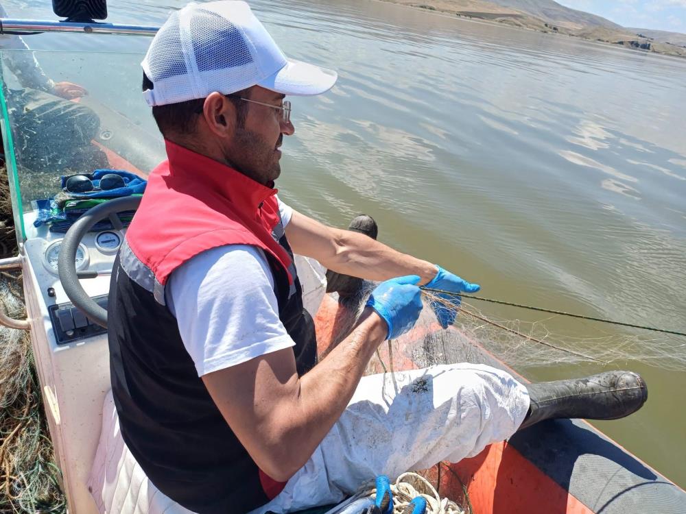 Çorum’da 3 bin 100 metre hayalet ağ ele geçirildi