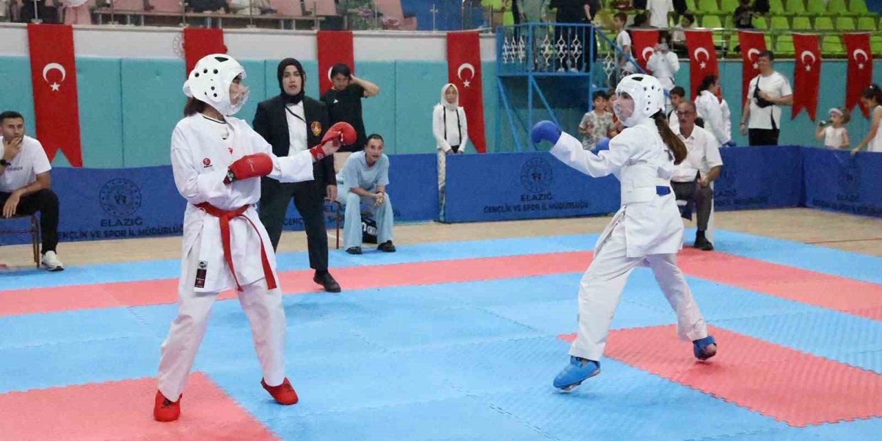 Elazığ’da Karate Grup Müsabakaları tamamlandı