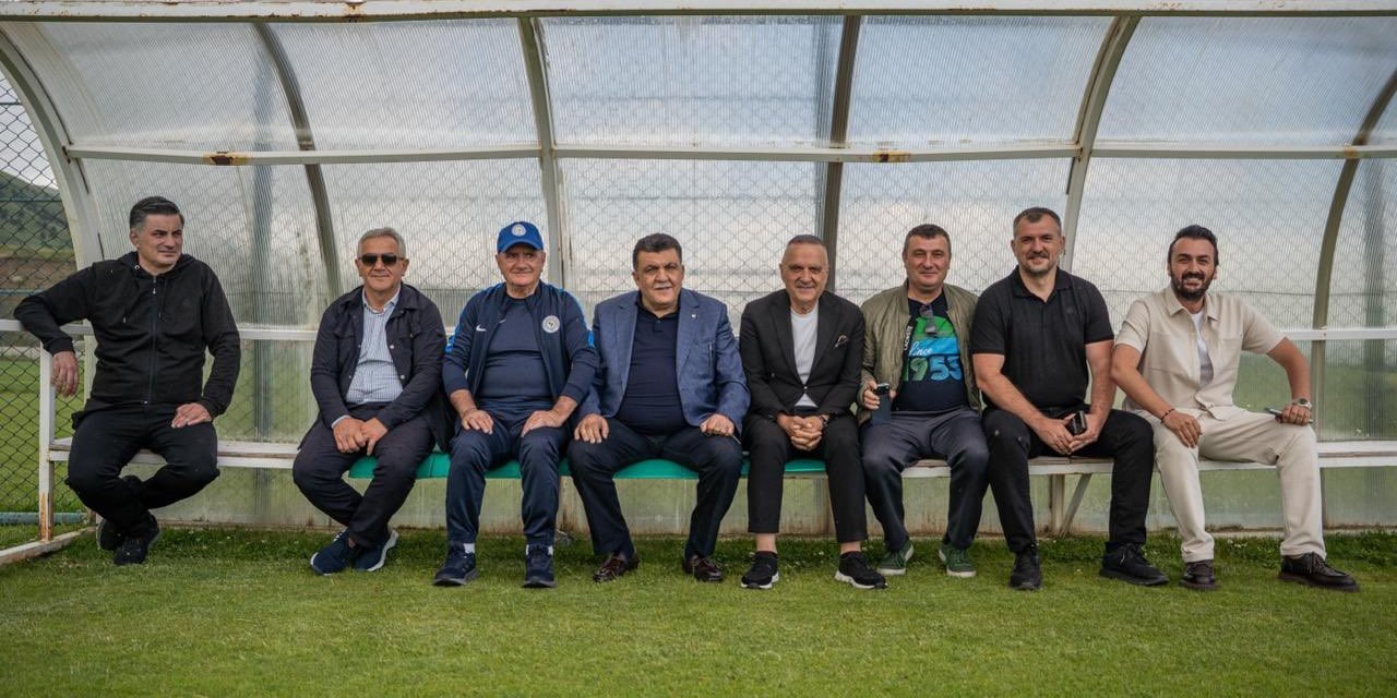 Çaykur Rizespor Başkanı Saruhan’dan Erzurum kampına ziyaret