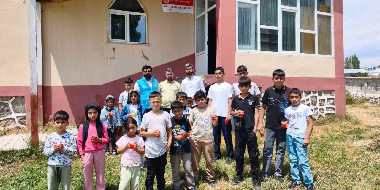 Çaldıran’da gençlik rüzgarı ve "Dondurmacı Hoca" Coşkusu: Yaz Kur’an kursları turnuvalarla renkleniyor
