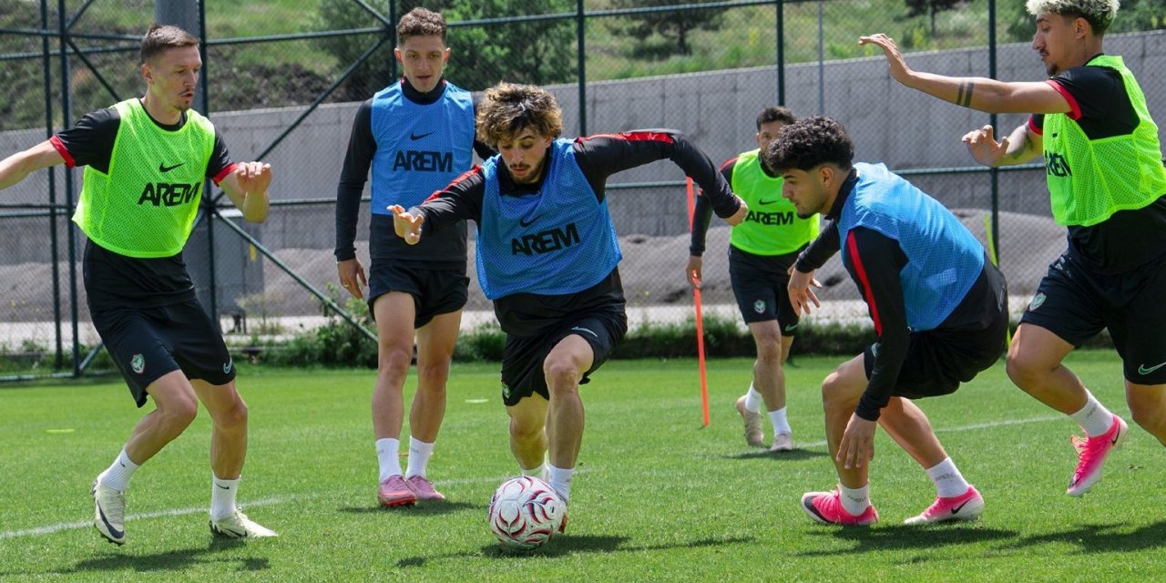 4 takım yeni sezon hazırlıklarını Erzurum’da sürdürüyor