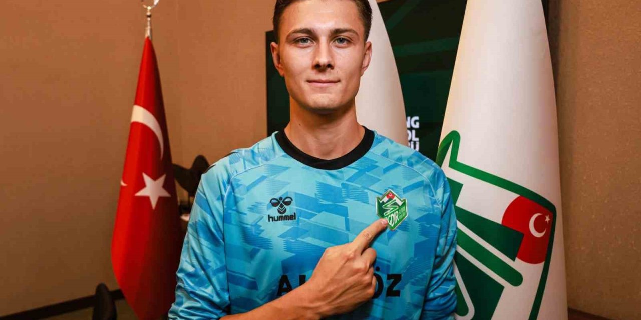 Iğdır FK, kaleci Eren Karataş’ı kadrosuna kattı
