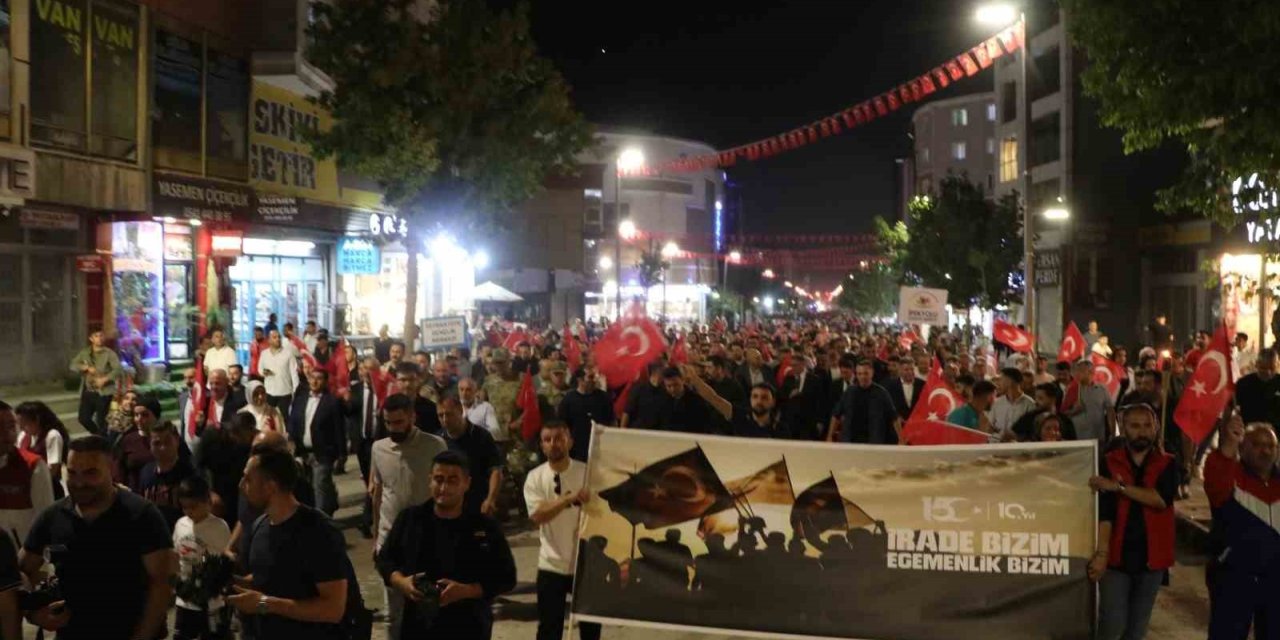 Van’da 15 Temmuz Demokrasi ve Milli Birlik Günü etkinliği