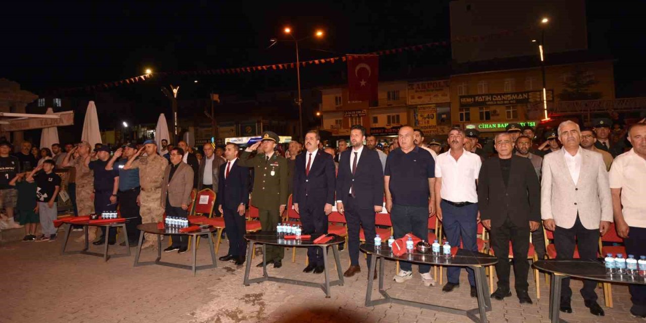 Ahlat’ta ’15 Temmuz Demokrasi ve Milli Birlik Günü’ etkinliği