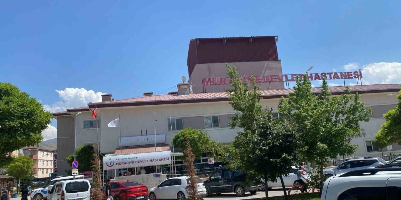 Van’da silahlı ve sopalı kavga: 15 yaralı