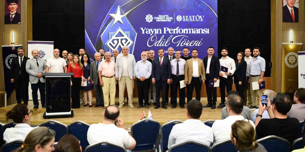 MTÜ’de akademik kurul toplandı, başarılı akademisyenler ödüllendirildi