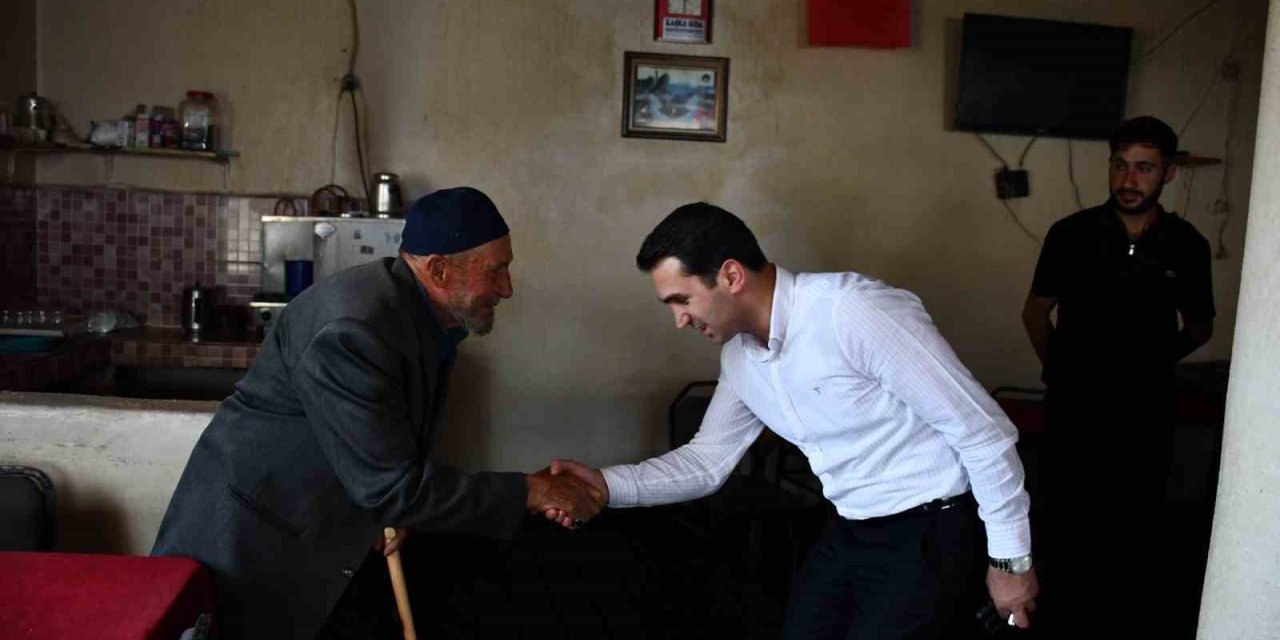 AK Parti Sarıkamış teşkilatı köylerde vatandaşlarla buluştu