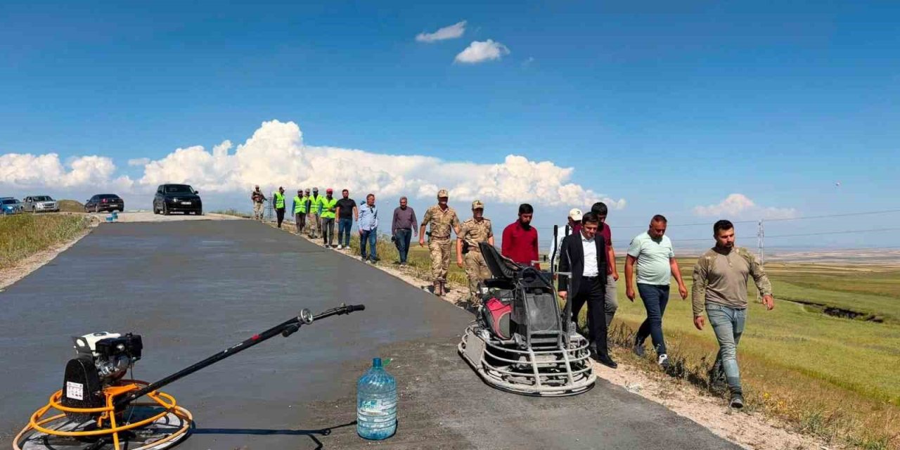 Digor Kaymakamı Abdulkadir Zengin göreve hızlı başladı; İlk mesaisini köy yollarında geçirdi