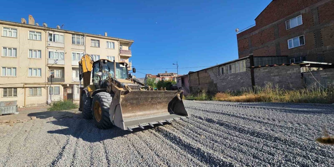 Başkan Taşkın, Hidayet Mahallesi’nde esnaf ve vatandaşlarla buluştu