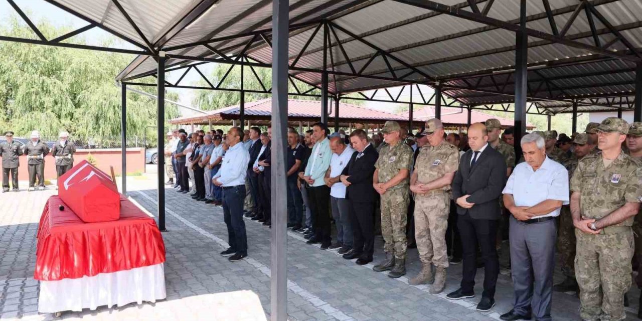 Kıbrıs Gazisi Güngör son yolculuğuna uğurlandı