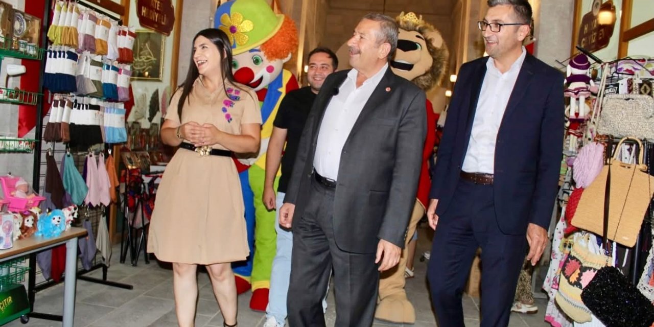 Başkan Bozkurt, Yusuf Paşa Bedesteni esnafıyla bir araya geldi