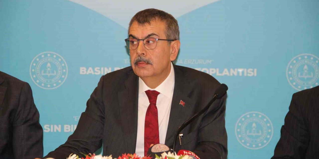 Bakan Tekin: "2013 yılından itibaren Erzurum’da 187 okul yaptık"