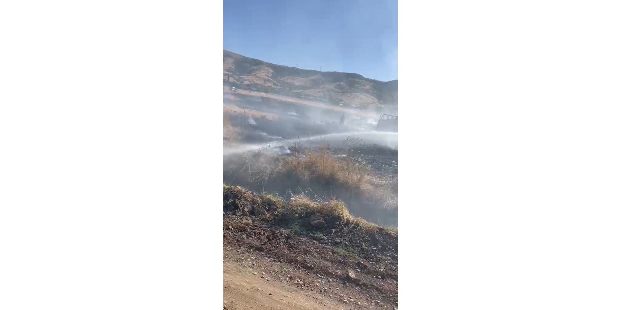 Elazığ’da arazi yangını