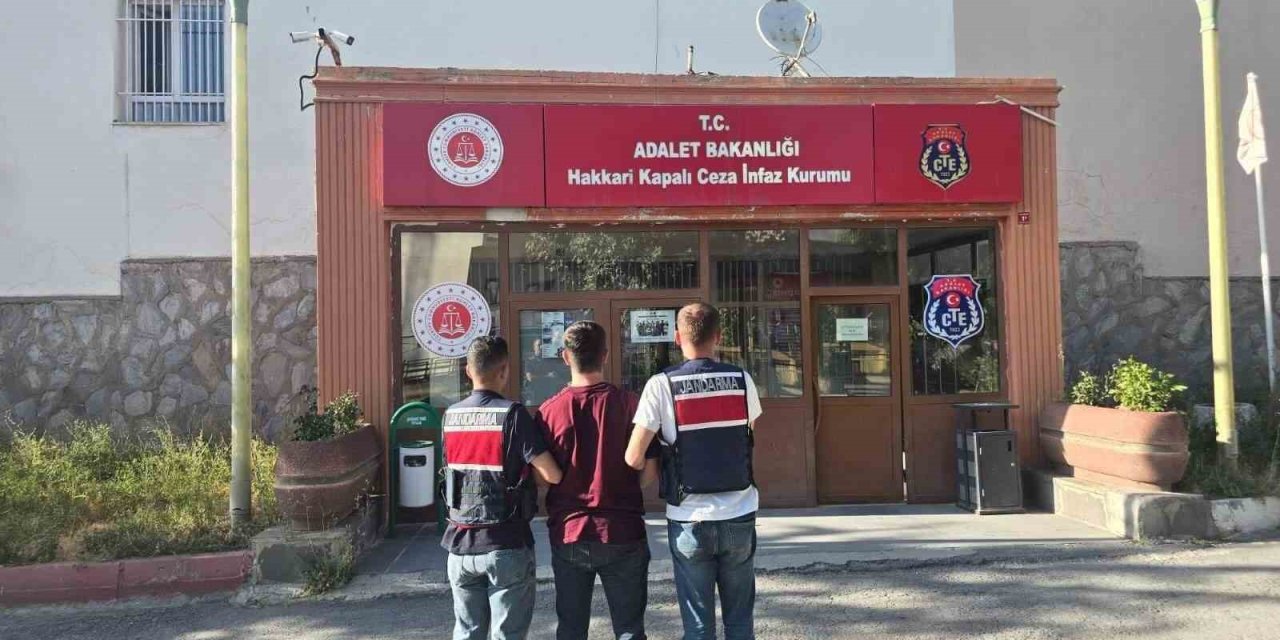 Hakkari’de aranan 4 hükümlü JASAT operasyonuyla yakalandı