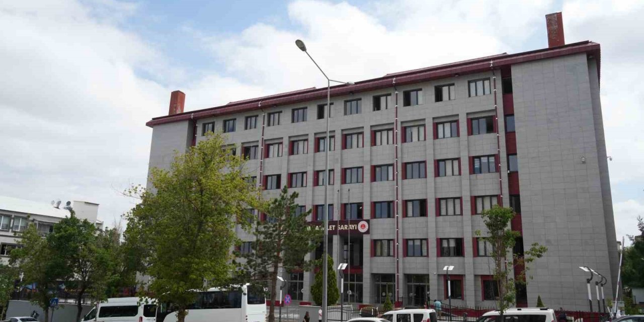 Gülistan Doku soruşturmasında gözaltına alınan 8 şüpheli adliyede
