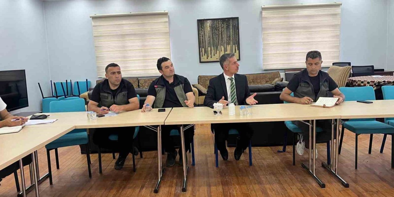 Erzurum Orman Bölge Müdürü Karakurt, Sarıkamış’ta 2026 yılı çalışmalarını masaya yatırdı
