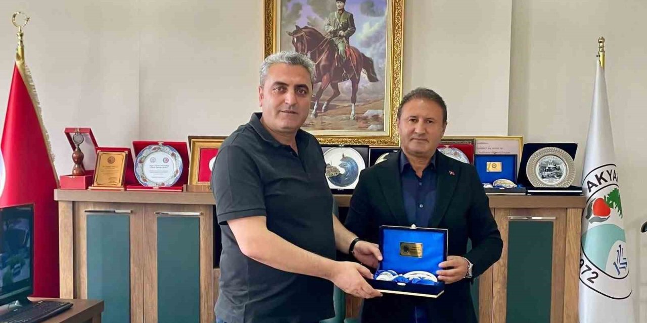 Bursa KAI Federasyonu Başkanı Durmuş Duman’dan Akyaka Belediyesi’ne ziyaret