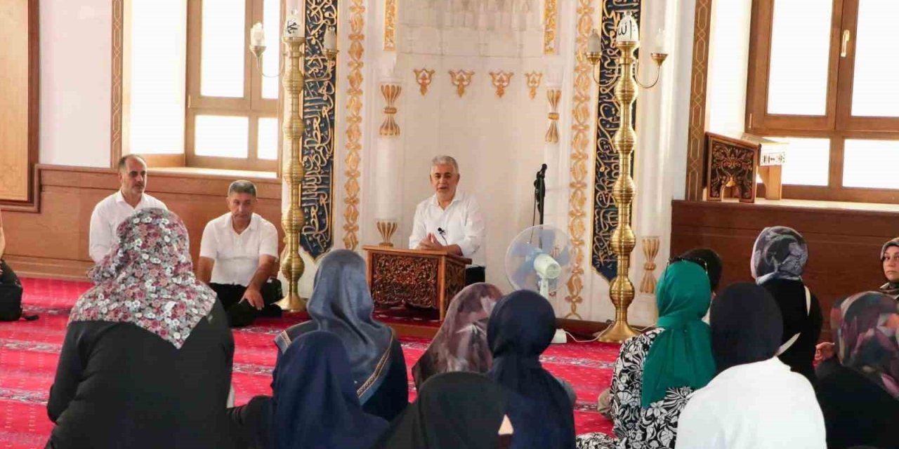 Elazığ’da umre hazırlık semineri