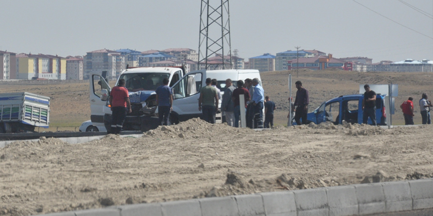 Kars’ta trafik kazası: 2 yaralı