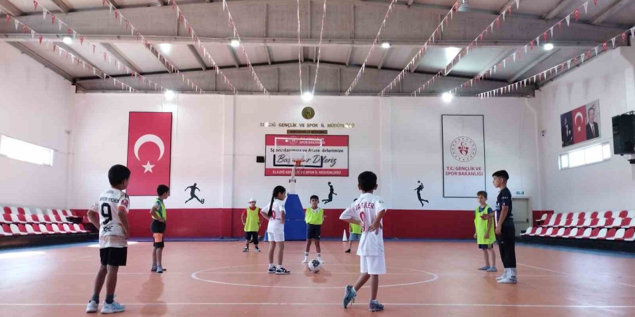 GSB spor okulları Sivrice’de eğitimlerine devam ediyor