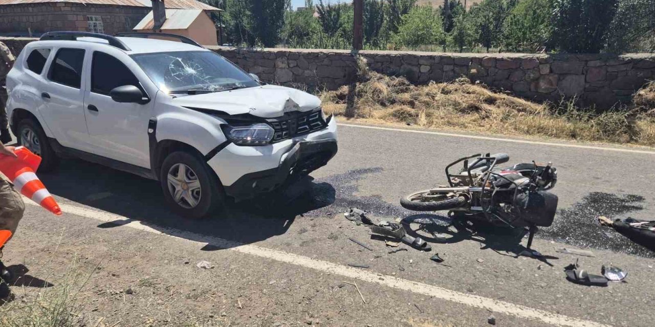 Bingöl’de trafik kazası: 3 yaralı