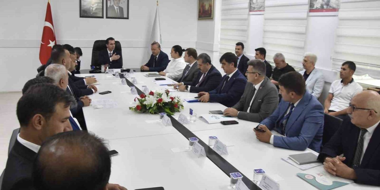 Bitlis’te DAKA ve DAP projeleri değerlendirme toplantısı yapıldı