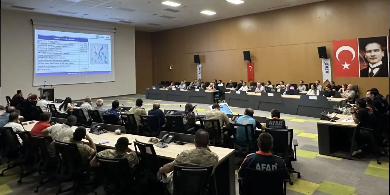 Erzincan’da bölgesel deprem tatbikatı öncesi hazırlık toplantısı düzenlendi