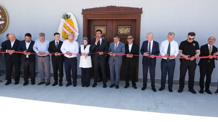 Erzincan’da Kahraman Tanoğlu Camii ibadete açıldı