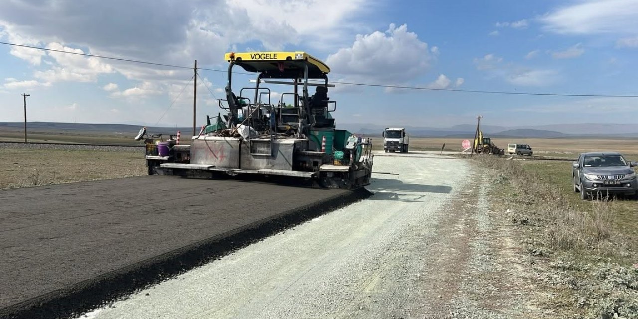 Kars’ta kırsal ulaşım atağı başladı