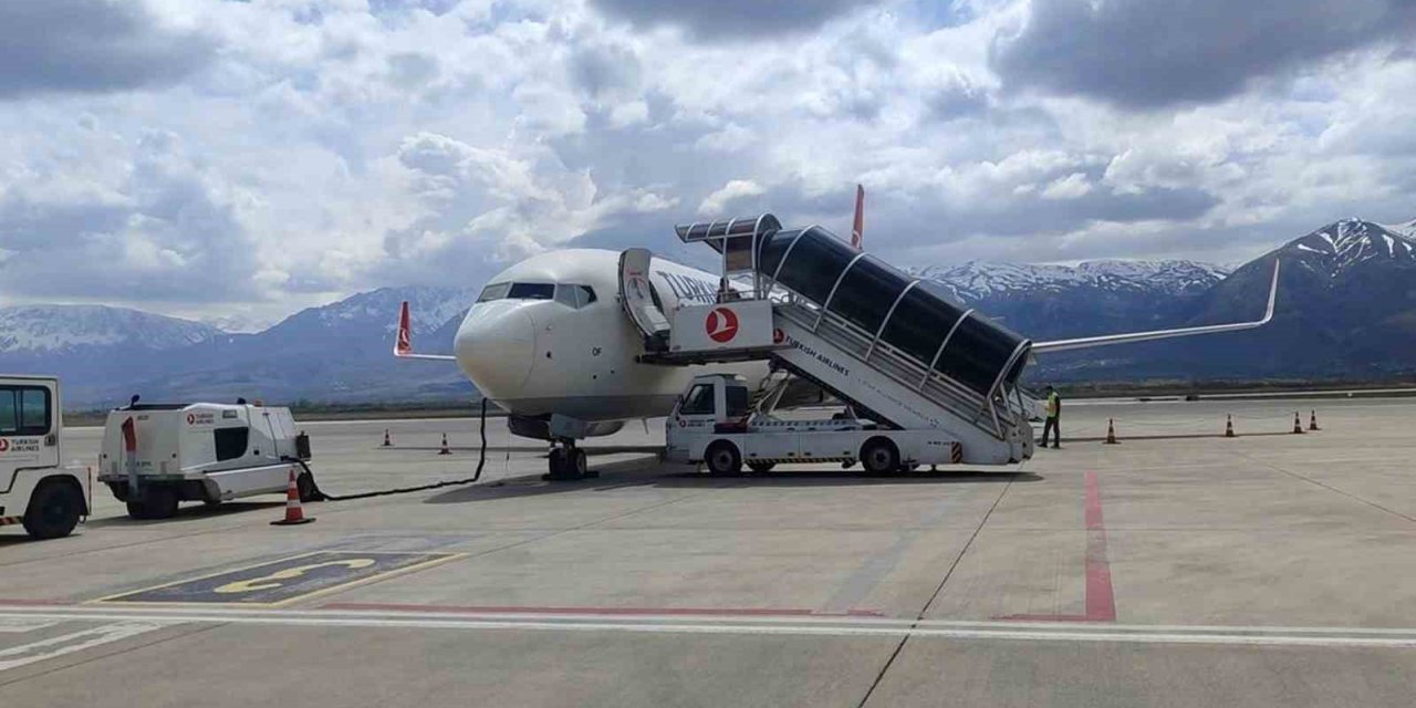Erzincan Havalimanı temmuz ayında 48 bin yolcuya hizmet verdi