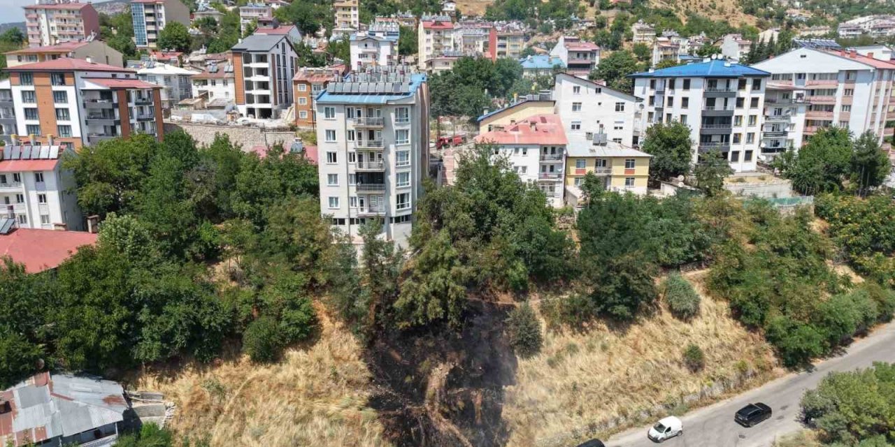 Çocukların torpil oyunu yangınla sonuçlandı: İtfaiye büyümeden söndürdü