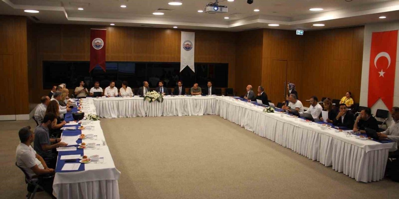 Elazığ’da sağlık hizmetleri değerlendirildi