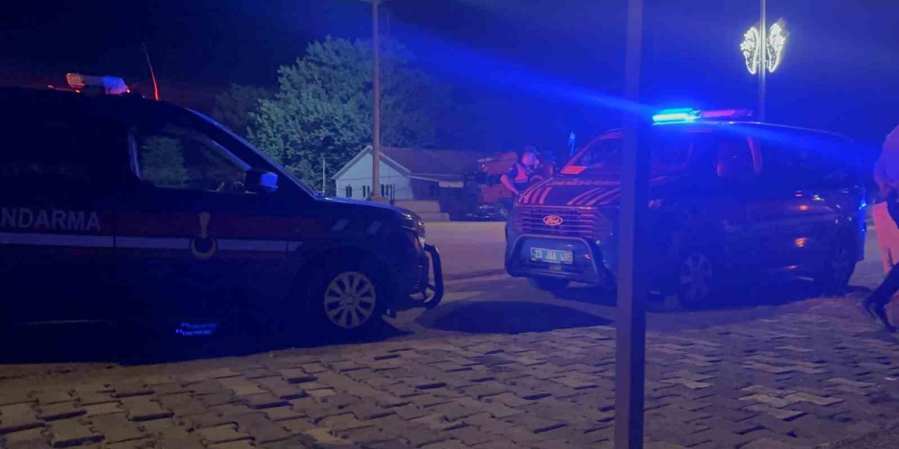 Elazığ’da bıçaklı ve silahlı kavga: 3 yaralı