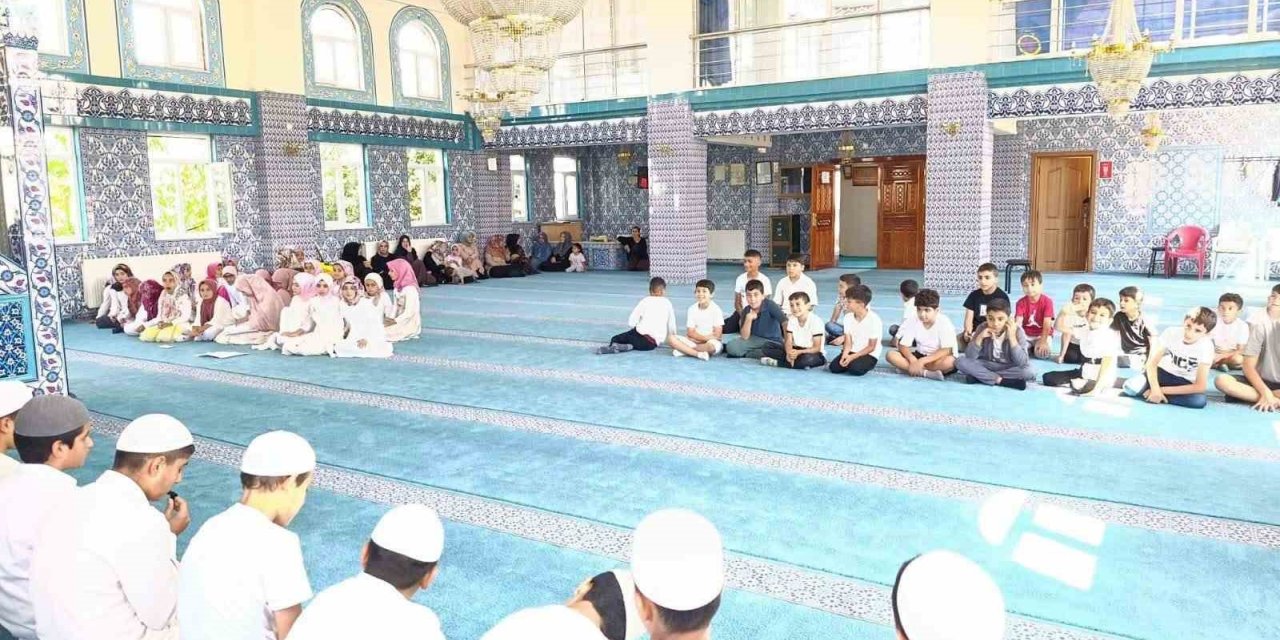 Edremit Şehitlik Camii’nde yaz Kur’an kursları tamamlandı