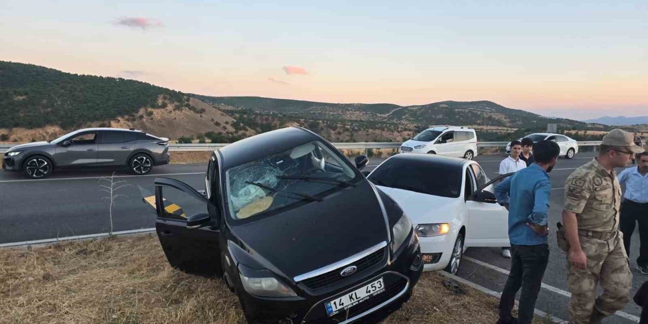 Bingöl’de trafik kazası: 3 yaralı