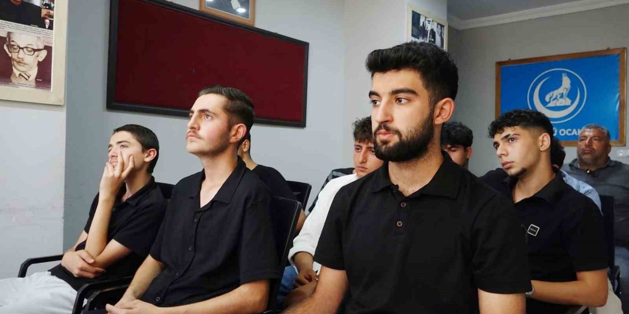 Erciş’te gençlere yönelik öfke kontrolü semineri verildi