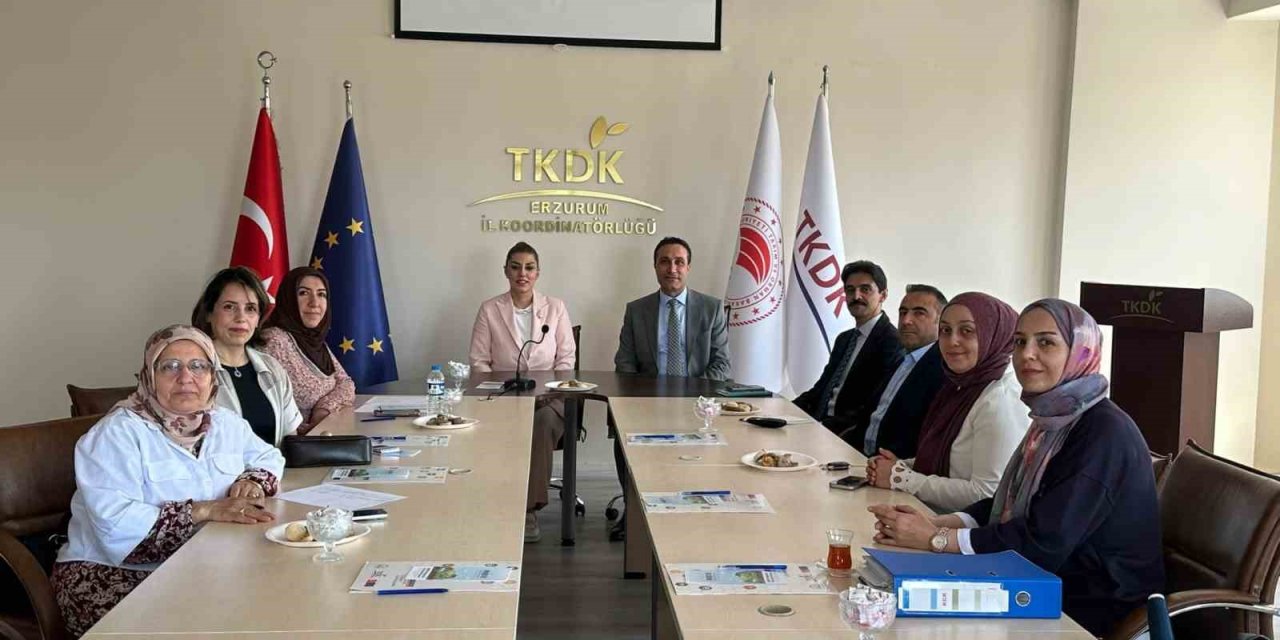 TOBB Erzurum Kadın Girişimciler Kurulu ağustos ayı toplantısını TKDK’da yaptı
