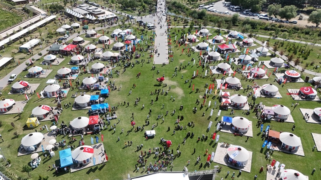 Malazgirt Zaferi’nin 955’inci yıl dönümü kutlamaları Ahlat’ta başladı