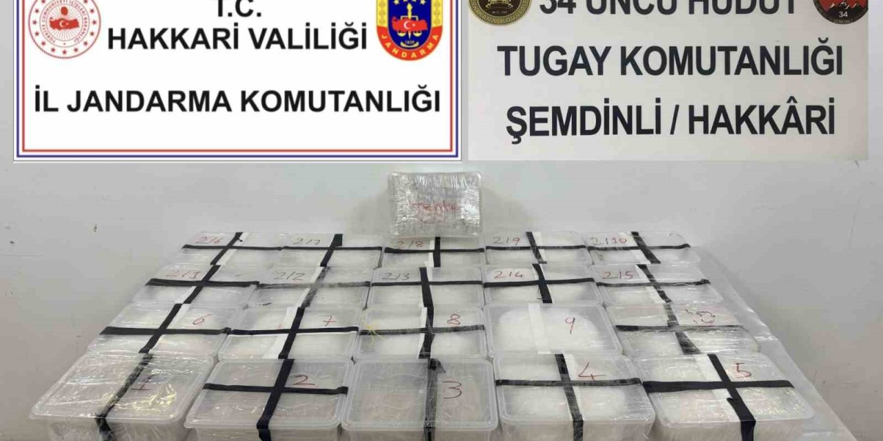 Hakkari’de 2 çuval uyuşturucu ele geçirildi