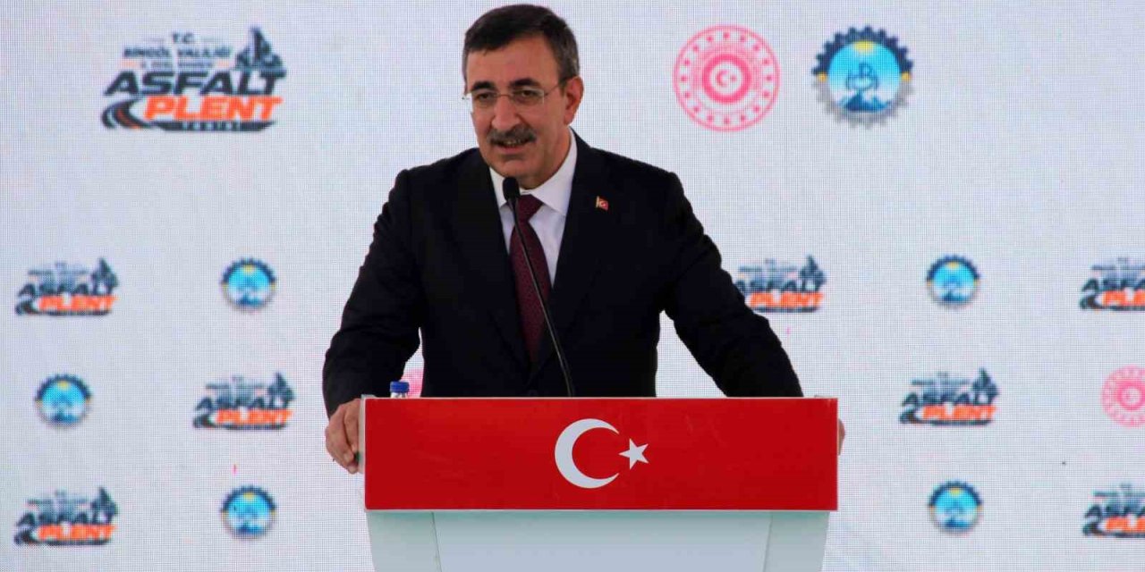 Cumhurbaşkanı Yardımcısı Yılmaz: "Terörsüz Türkiye ve terörsüz bölge vizyonu ülkemizin yatırım ikliminin önündeki engelleri kaldıracak"