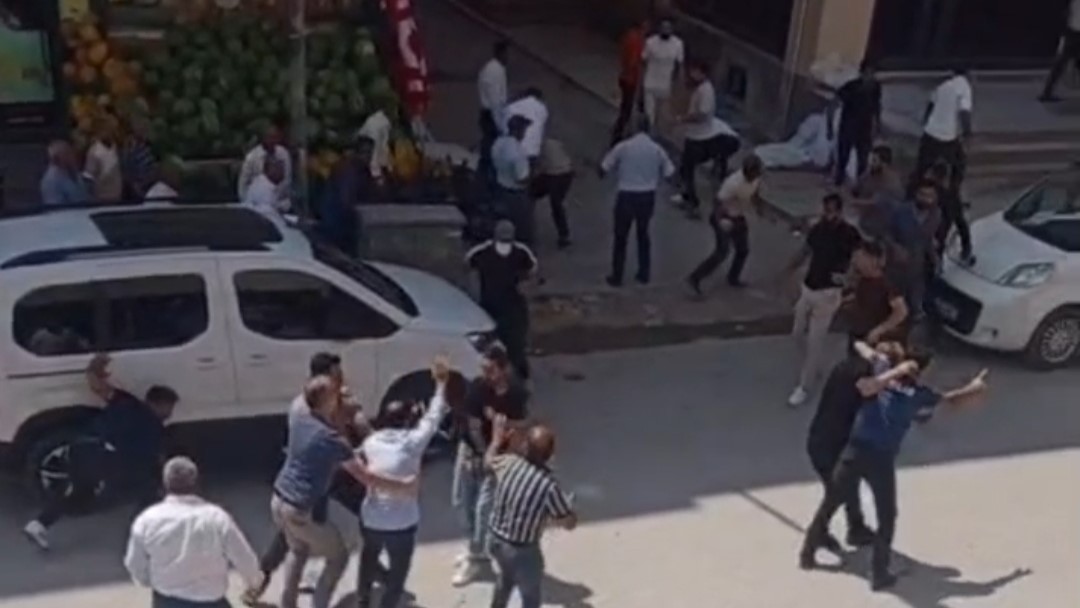 Van’da 1 kişinin hayatını kaybettiği kavgayla ilgili 17 şüpheli tutuklandı