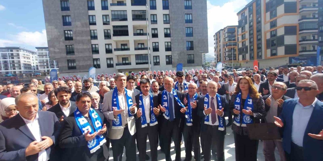 ETSO başkanlığına aday olan Lütfü Yücelik, Seçim İrtibat Ofisi’ni açtı