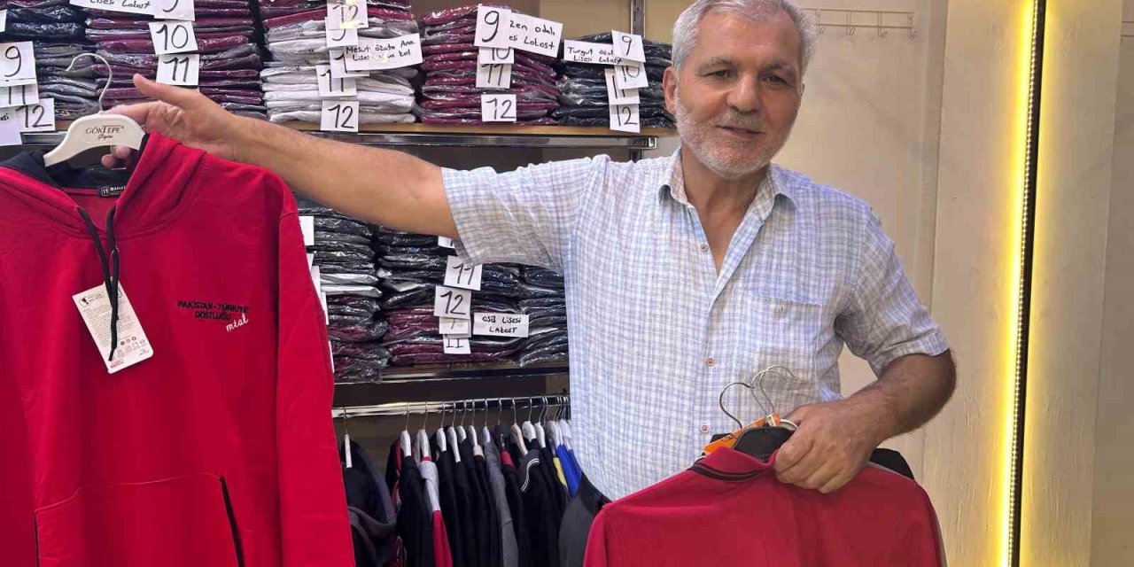 Van’da velilerin okul kıyafeti telaşı başladı