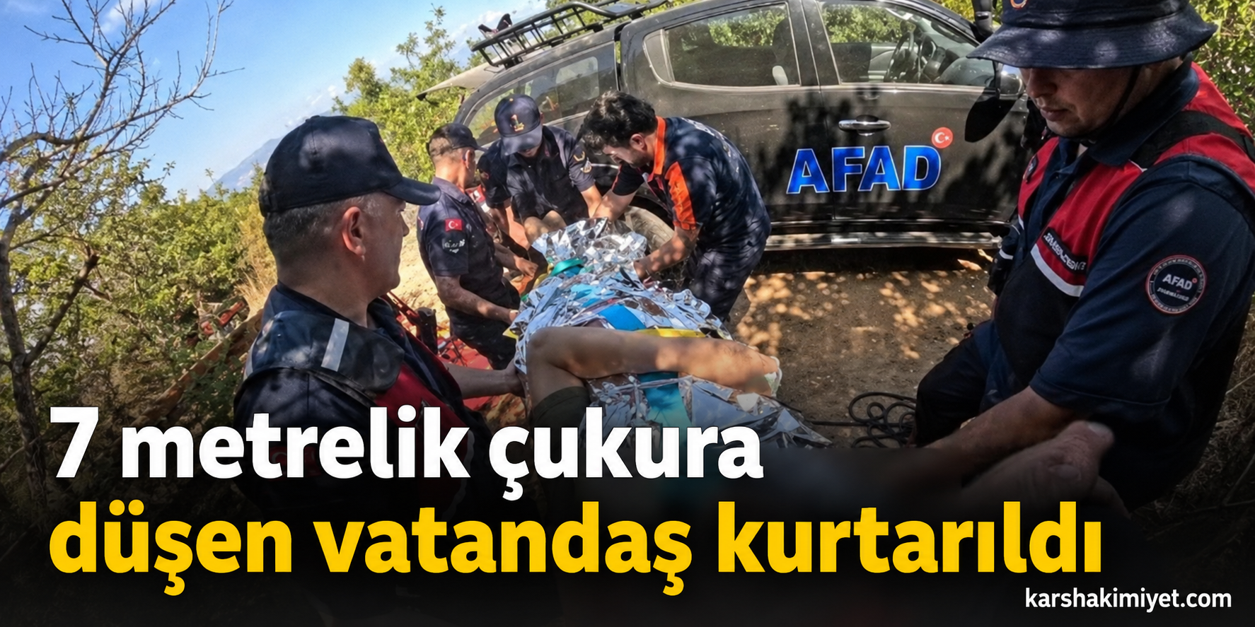 7 metrelik çukura düşen vatandaş kurtarıldı