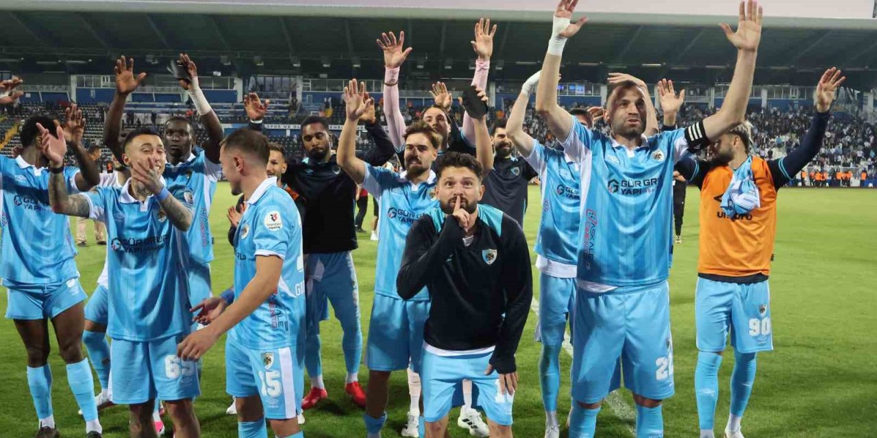 Erzurumspor FK’dan tarihi galibiyet
