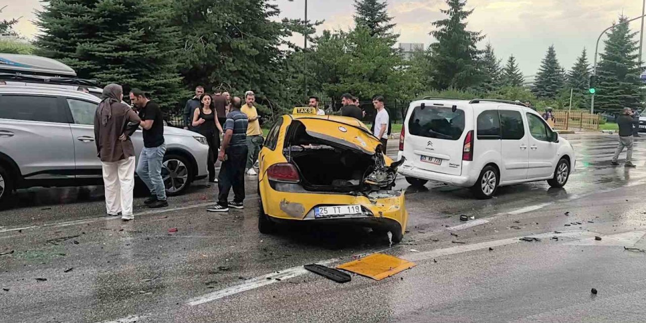 Erzurum’da Ağustos ayında 213 ölümlü-yaralanmalı trafik kazası