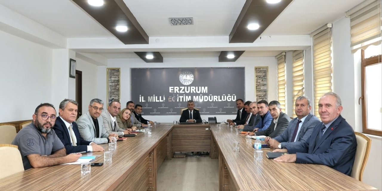 Yeni eğitim-öğretim yılı hazırlıkları değerlendirildi
