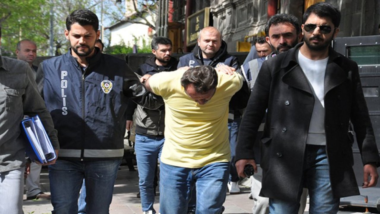 Kars’ta, dolandırıcı çetesi çökertildi
